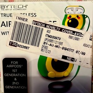BYTECH True Wireless Airpod case with Carabiner Avacado brand new never opened.